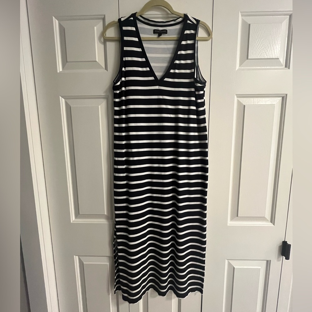 Sz Large Banana Republic Navy/White Striped Maxi Sleeveless Dress